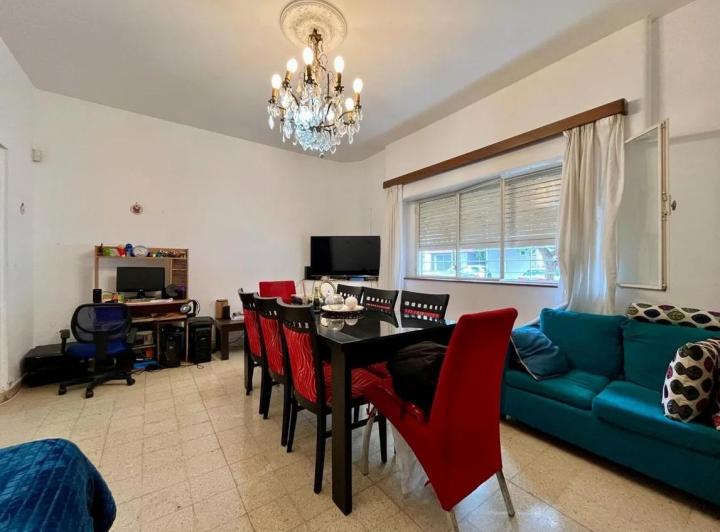 Casa · 360m² · 5 Ambientes