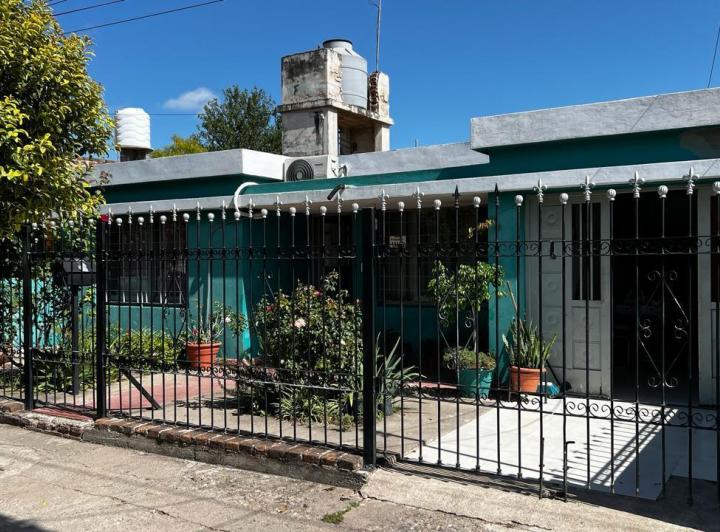 Casa · 150m² · 6 Ambientes · 1 Cochera