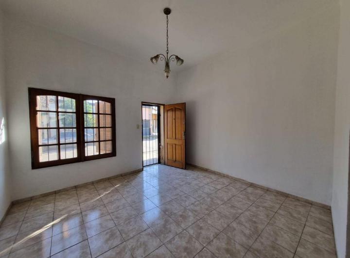 Casa · 80m² · 4 Ambientes