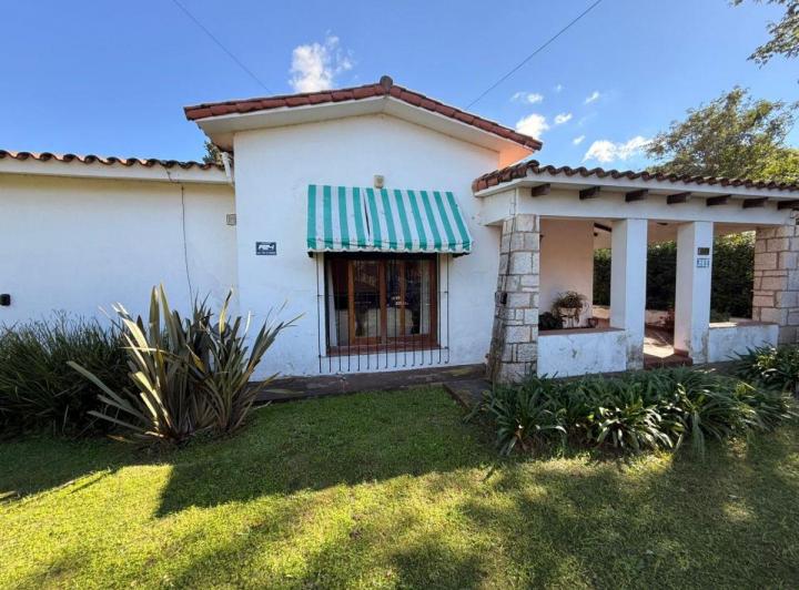 Casa · 416m² · 5 Ambientes · 3 Cocheras