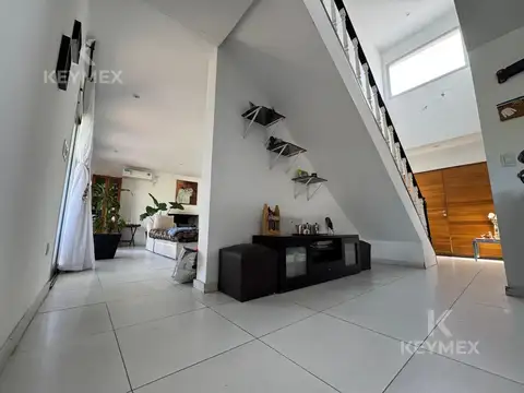 Casa en Alquiler en El Cantón - Barrio Islas, Countries y Barrios Cerrados en Escobar