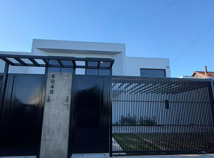 Casa · 180m² · 5 Ambientes