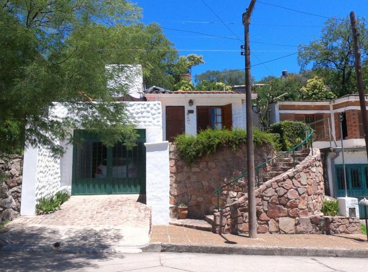 Casa · 106m² · 3 Ambientes · 1 Cochera