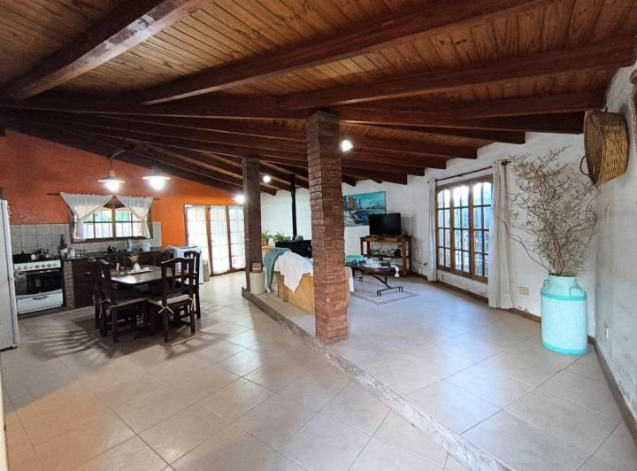 Casa · 125m² · 3 Ambientes · 2 Cocheras