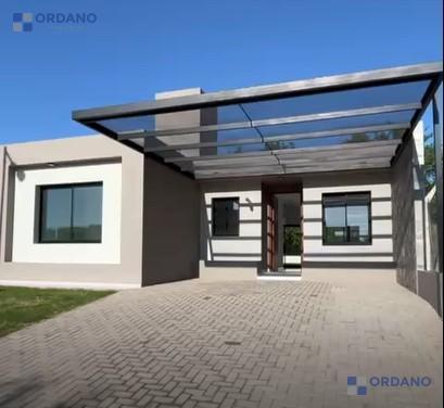 Casa · 130m² · 4 Ambientes · 2 Cocheras