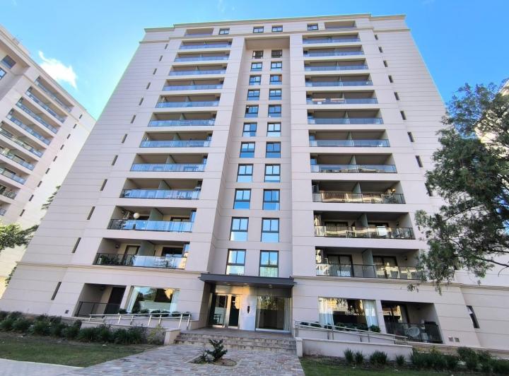 Departamento · 98m² · 5 Ambientes · 1 Cochera