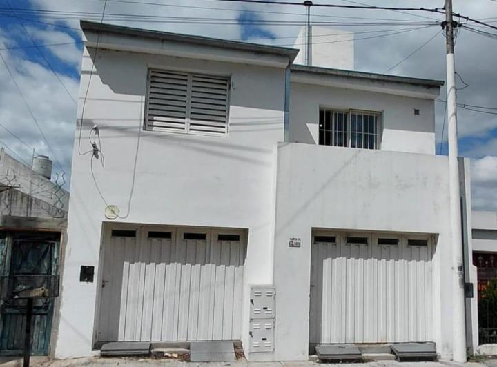 Casa · 190m² · 12 Ambientes · 2 Cocheras