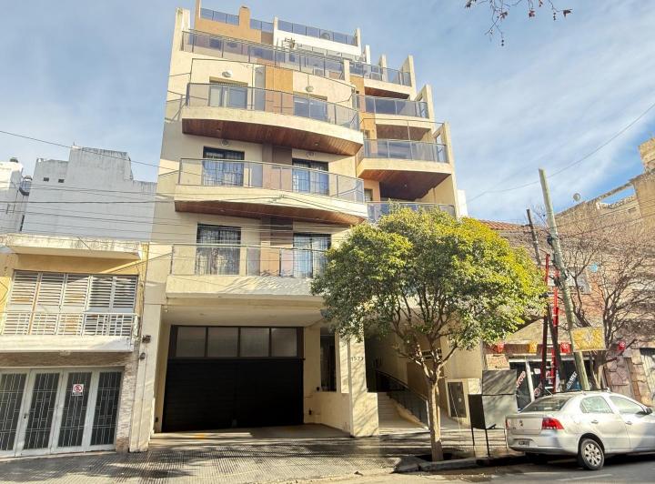 Casa · 170m² · 4 Ambientes · 1 Cochera