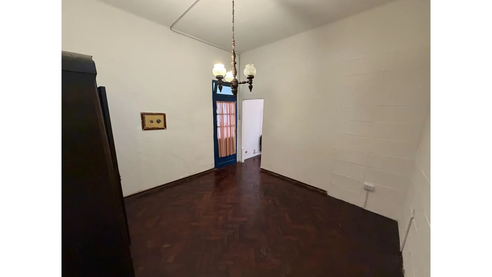 PH 3 AMBIENTES CON PATIO VENTA MONTECASTRO
