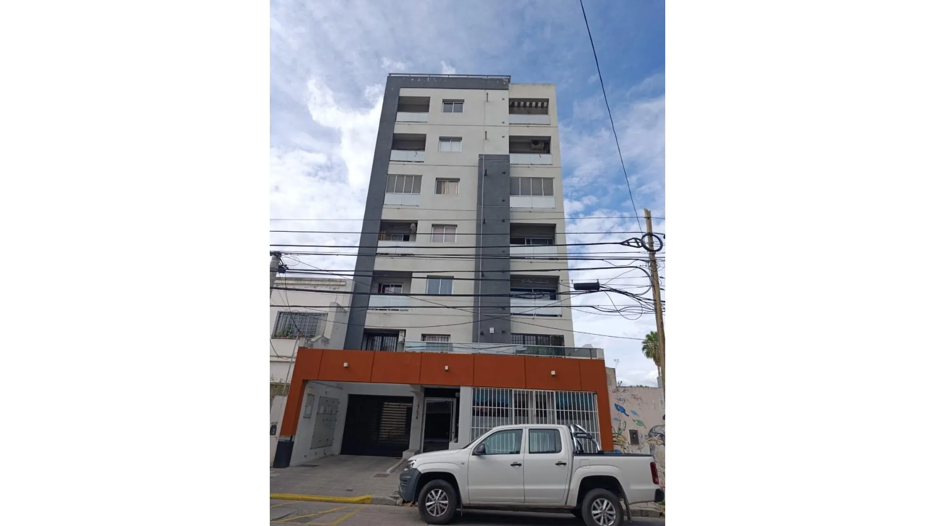 Exc depto 2 dor alq bcon/gge cubierto Alvarado 1764