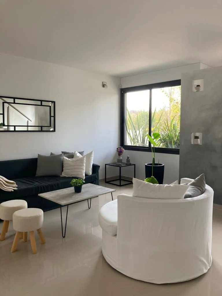 ALQUILO DUPLEX 2 DORMITORIOS  CON SEGURIDAD ARGUELLO