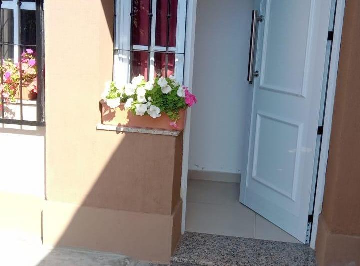 Casa · 98m² · 4 Ambientes · 1 Cochera