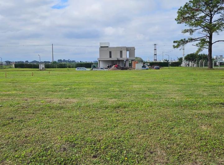 Terreno · 597m²