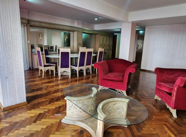 Departamento · 210m² · 5 Ambientes