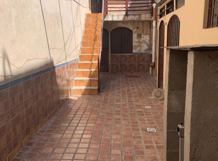 Casa · 129m² · 9 Ambientes