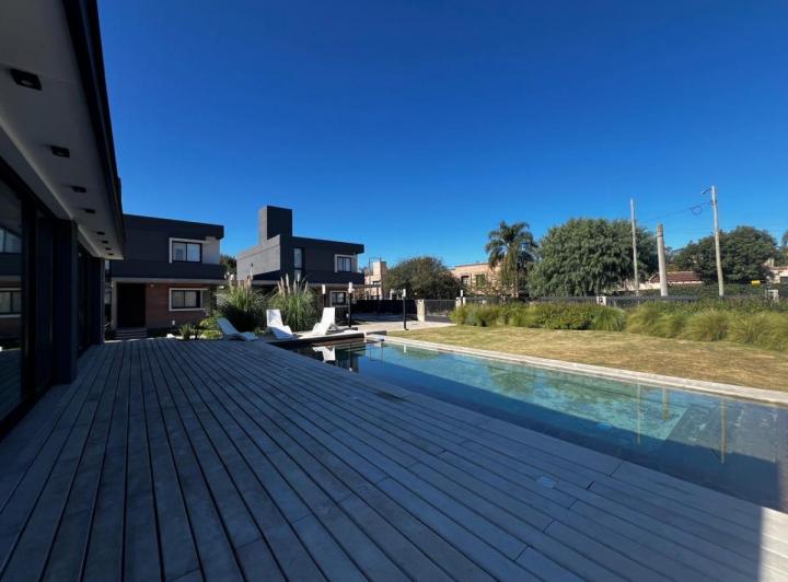 Departamento · 169m² · 7 Ambientes · 2 Cocheras