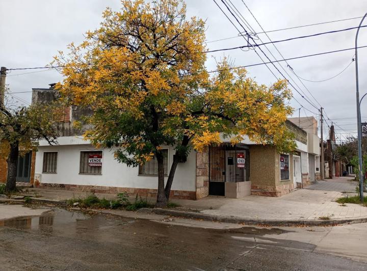 Casa · 144m² · 3 Dormitorios · 1 Cochera