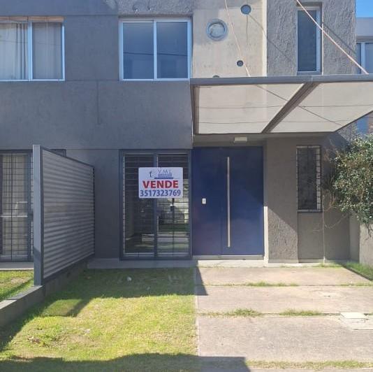 Casa · 115m² · 6 Ambientes · 1 Cochera