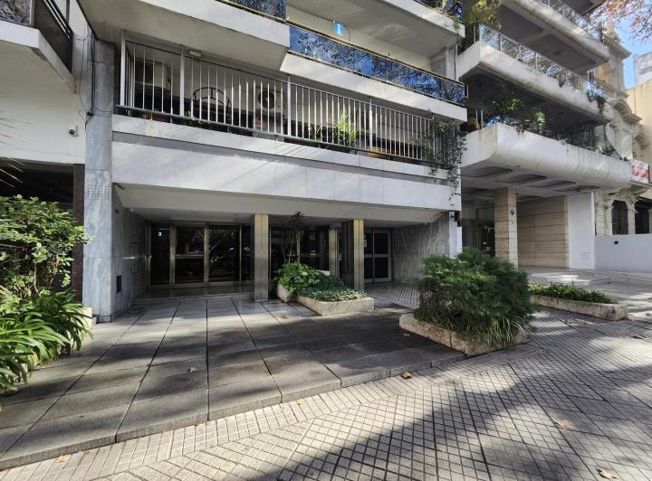 Departamento · 125m² · 7 Ambientes · 1 Cochera