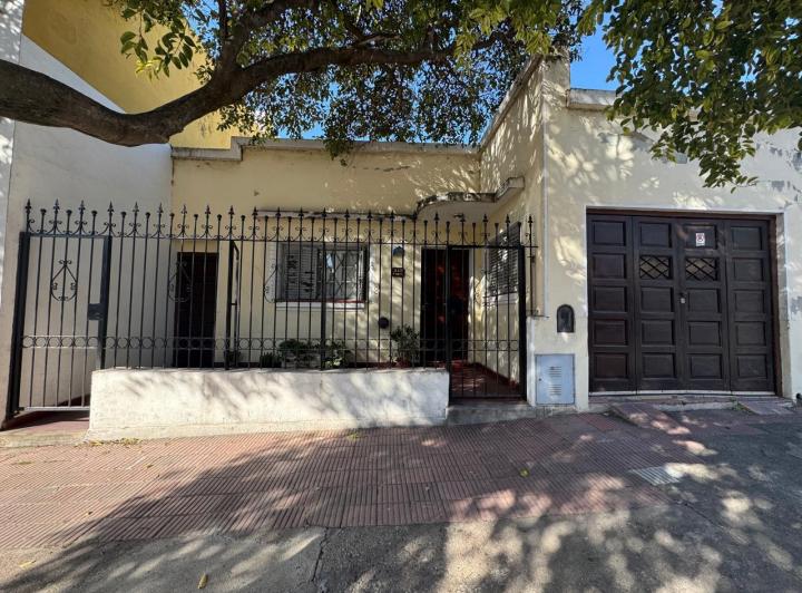 Casa · 174m² · 4 Ambientes · 1 Cochera