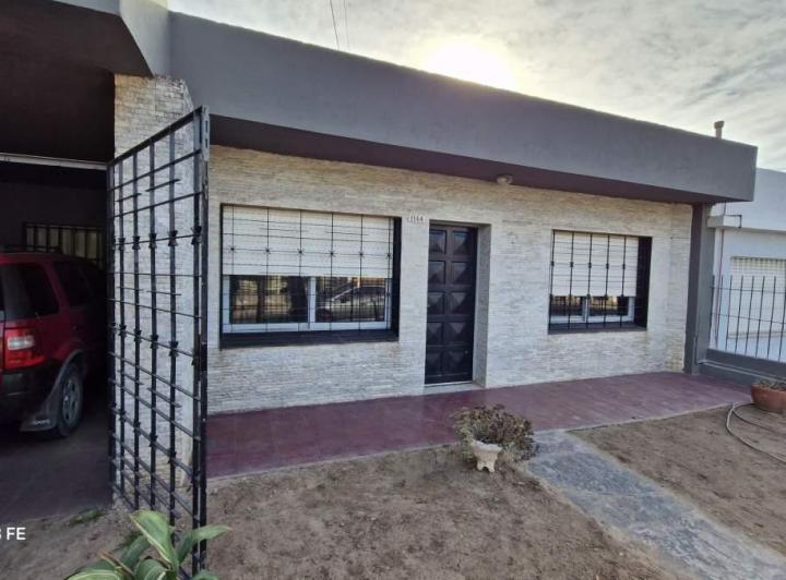 Casa · 140m² · 7 Ambientes · 2 Cocheras