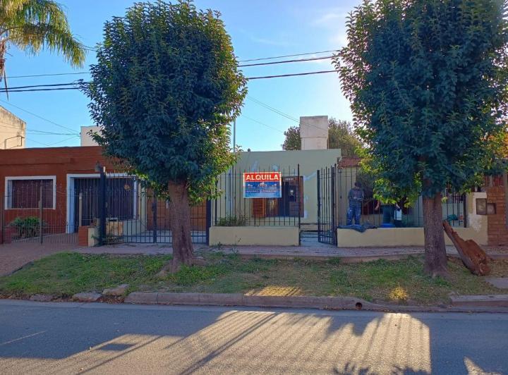 Casa · 120m² · 6 Ambientes · 1 Cochera
