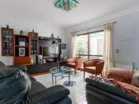 Casa en Venta en Nuestra Señora De Lourdes, Rosario