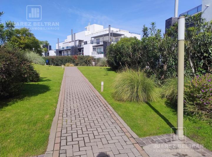 Departamento · 215m² · 4 Ambientes · 2 Cocheras