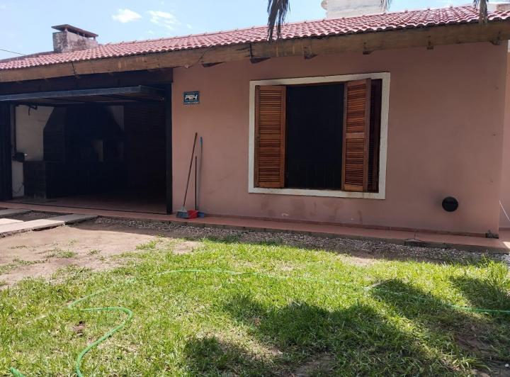 Casa · 90m² · 5 Ambientes · 1 Cochera