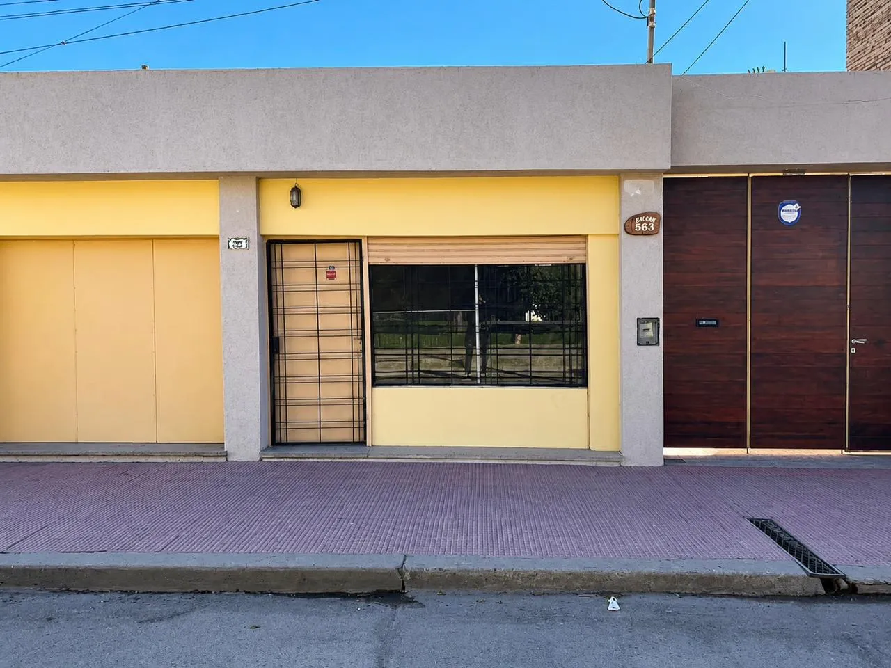 Vendo casa mas local y departamento excelente ubicación y estado con escritura en San Martin