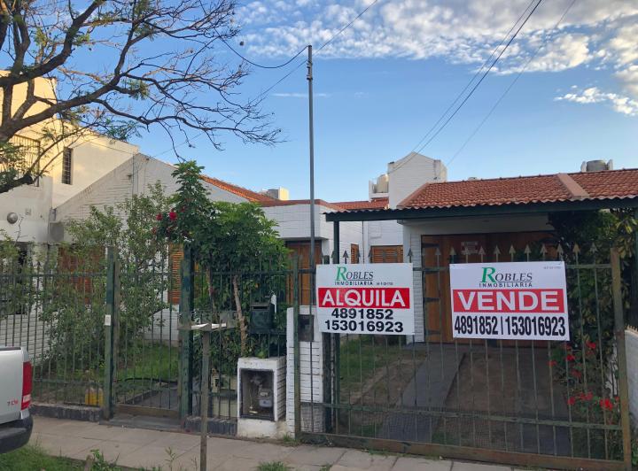 Casa · 118m² · 9 Ambientes · 2 Cocheras