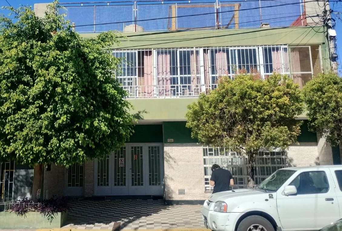 VENTA HERMOSO DEPARTAMENTO EN PLANTA ALTA, BARRIO PUEYRREDON