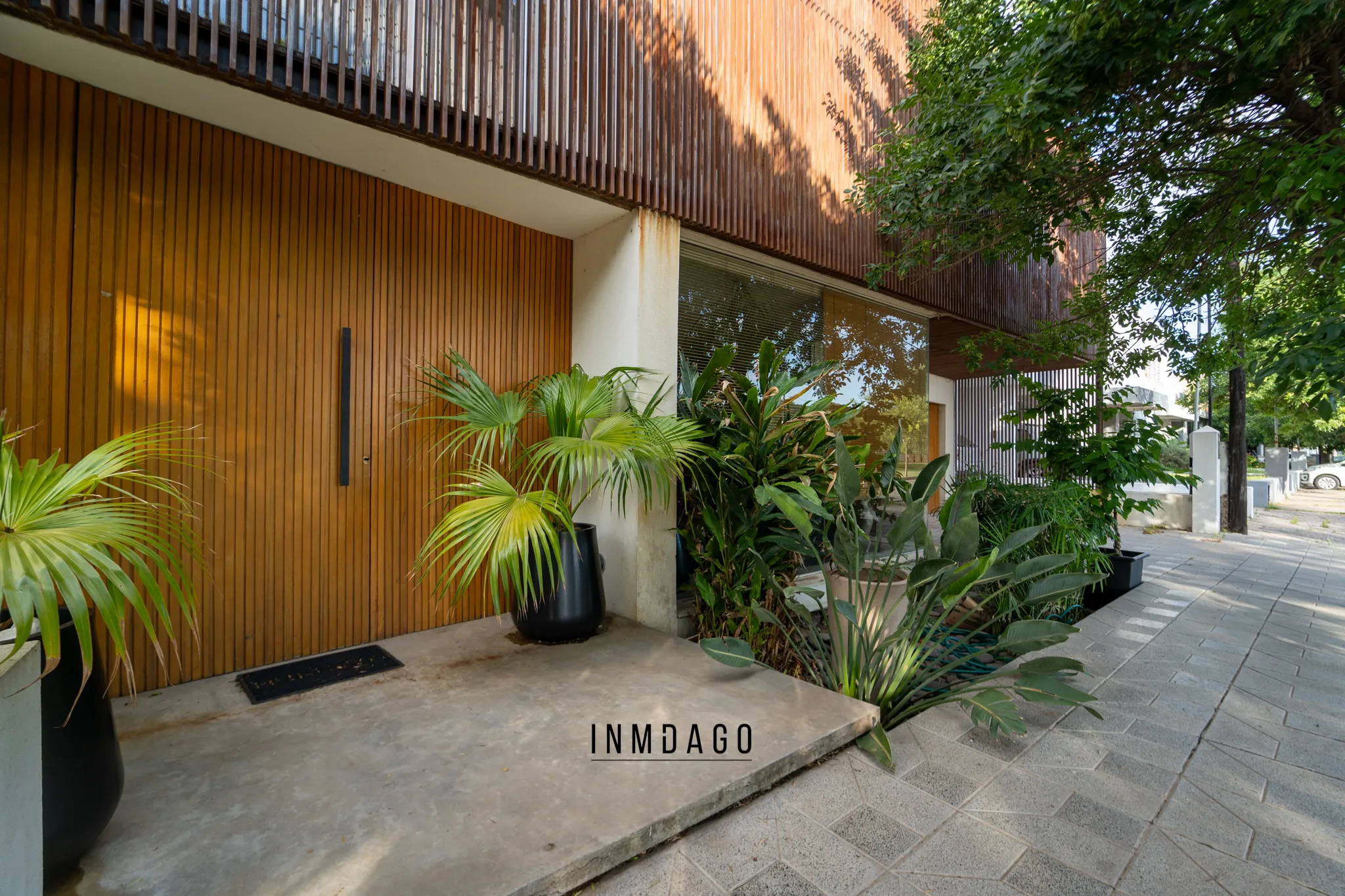 Dúplex de categoría en barrio cerrado | Adolfo Doering al 6100
