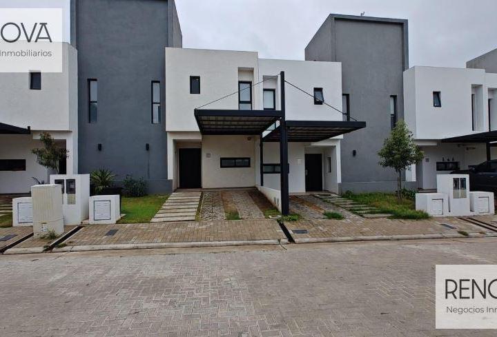 Casa · 110m² · 5 Ambientes · 1 Cochera
