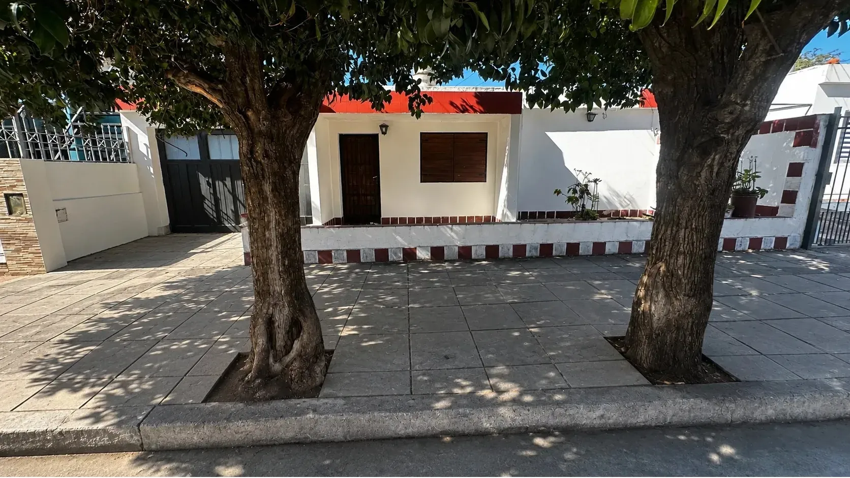 OPORTUNIDAD CASA 3 DORMIT B° ALTO ALBERDI U$$ 53.000