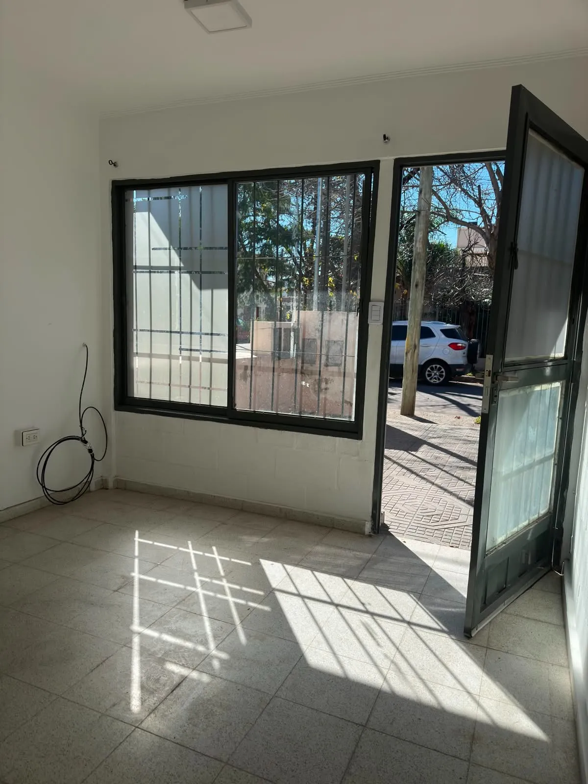 MONOAMBIENTE EN ALQUILER - VILLA CENTENARIO-