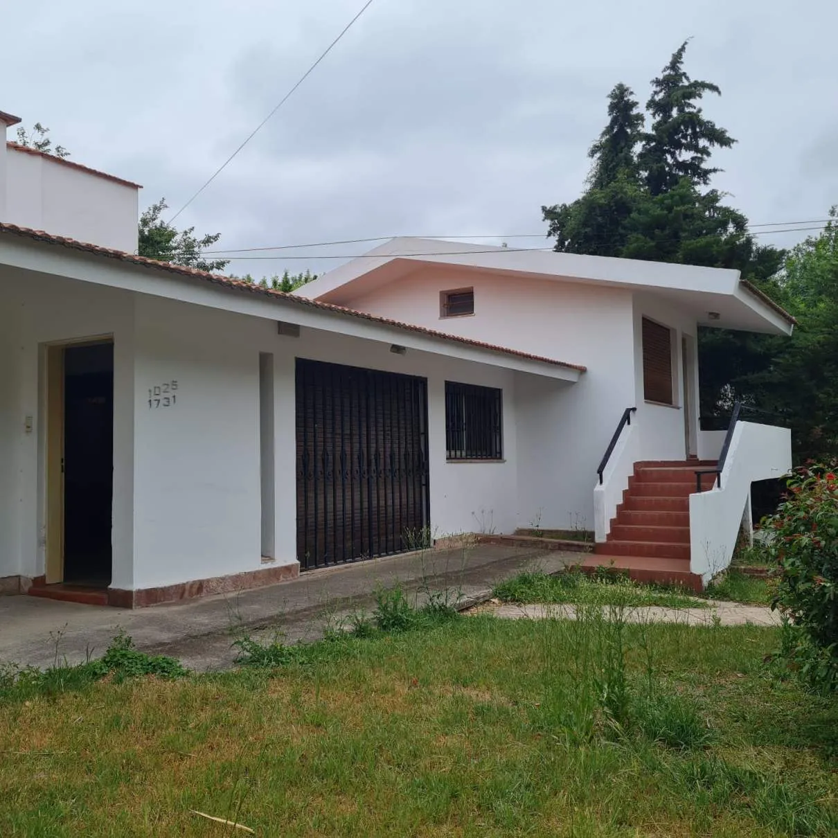 VENDO CASA EN VILLA CARLOS PAZ BARRIO LA CUESTA