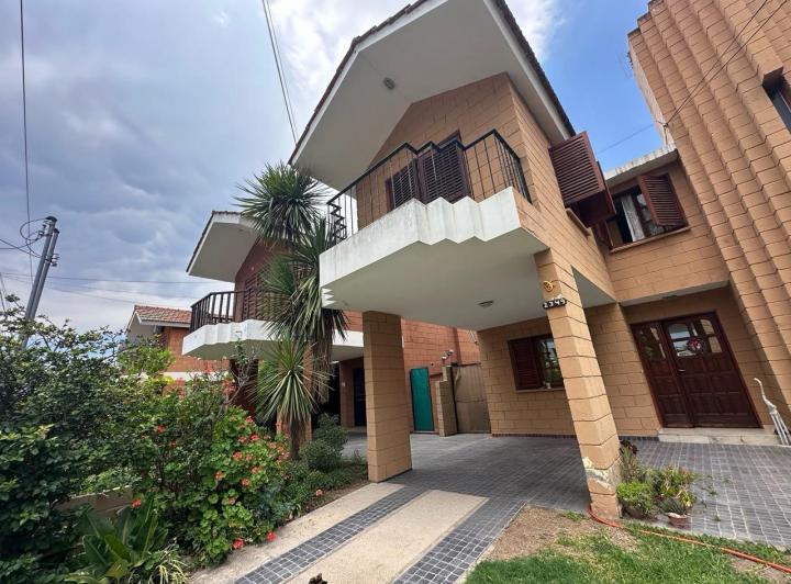 Casa · 110m² · 3 Dormitorios · 1 Cochera