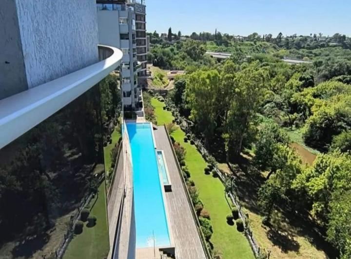 Departamento · 200m² · 6 Ambientes · 1 Cochera
