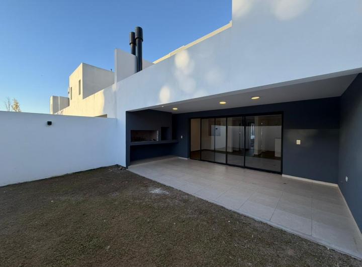 Casa · 100m² · 3 Ambientes