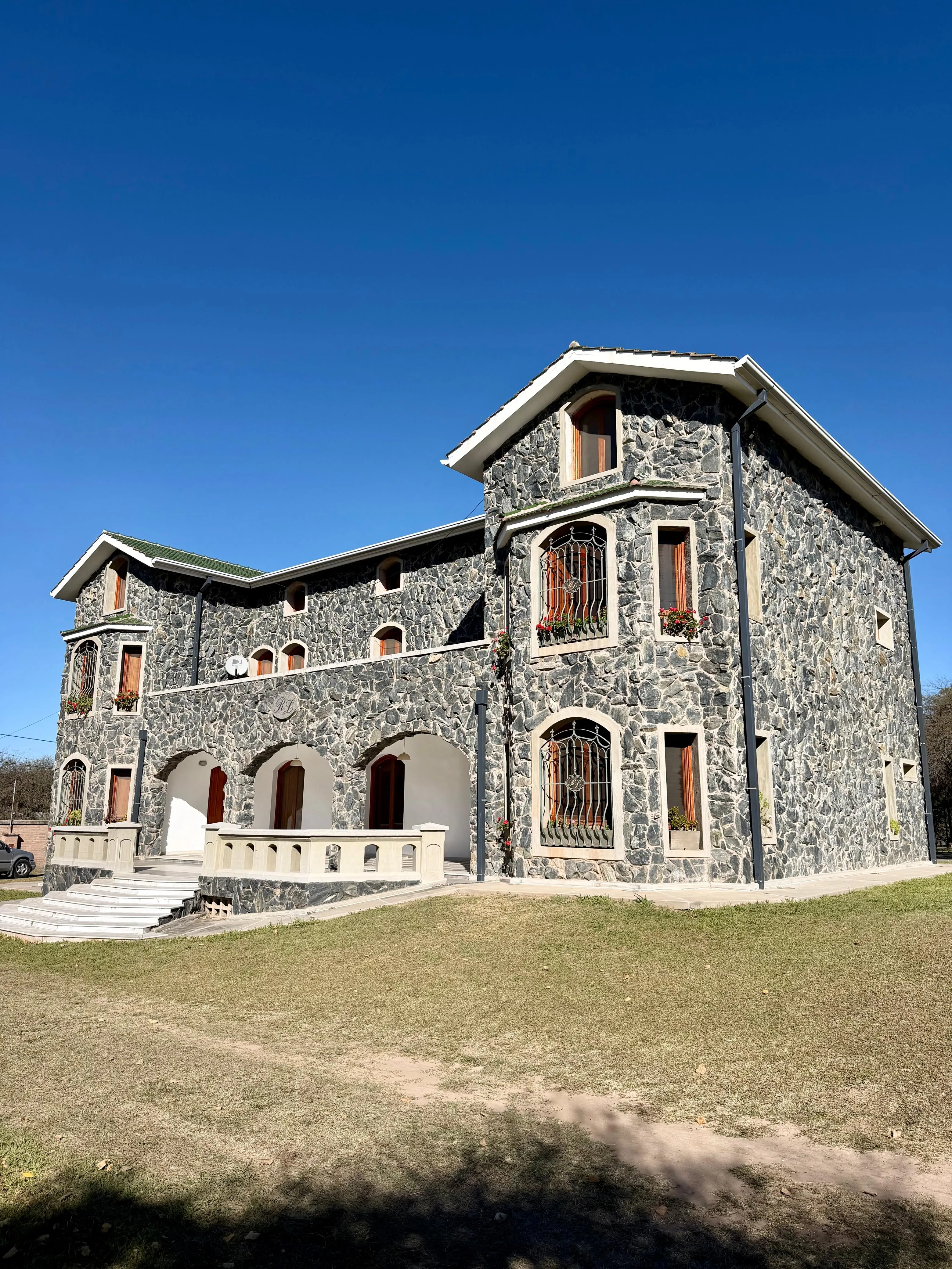 OPORTUNIDAD de Inversión!!! Castillo en Venta zona Carlos Paz
