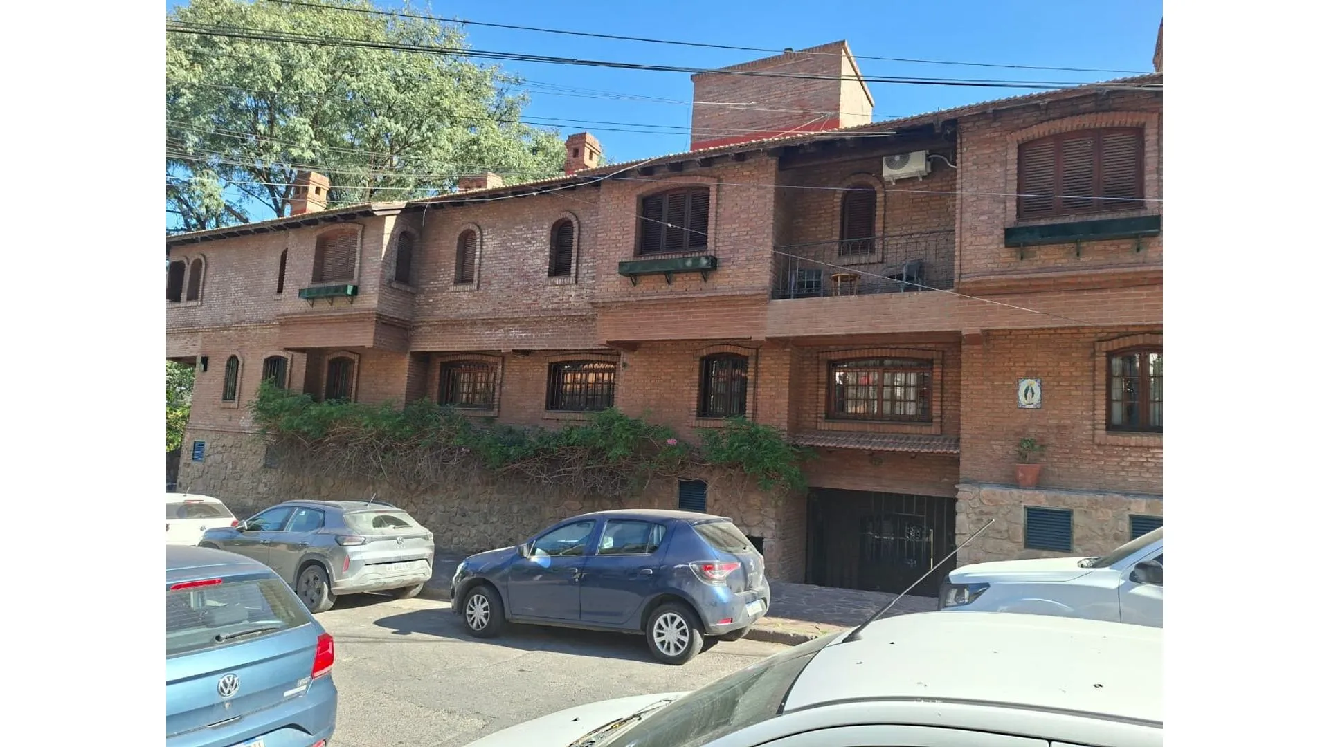 Exc Duplex 3 dorm balc/cochera/suite Ejército del Norte 54