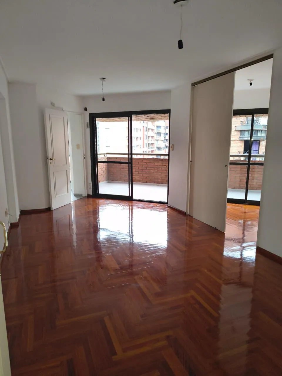 Bellísimo semipiso en alquiler de un dormitorio y medio ,Nva Cba