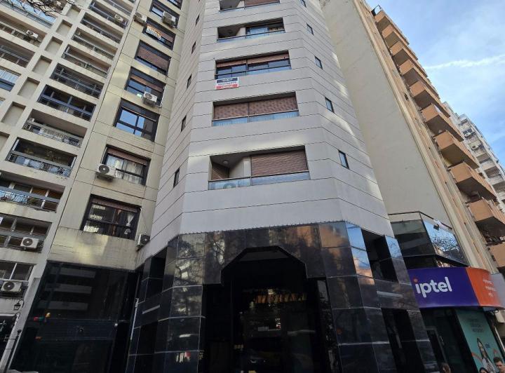Departamento · 90m² · 5 Ambientes · 1 Cochera