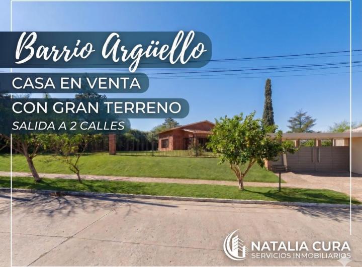 Casa · 1408m² · 6 Ambientes · 2 Cocheras