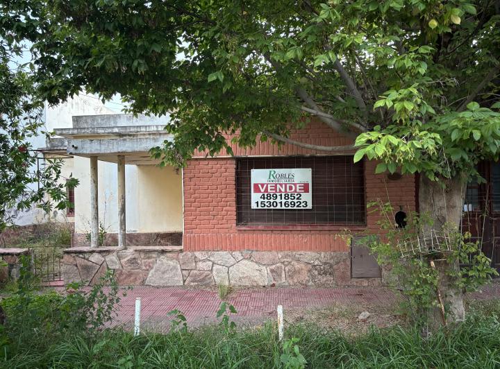 Casa · 126m² · 2 Dormitorios · 1 Cochera