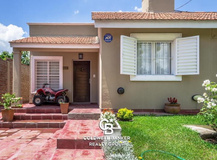 Casa · 150m² · 6 Ambientes · 1 Cochera