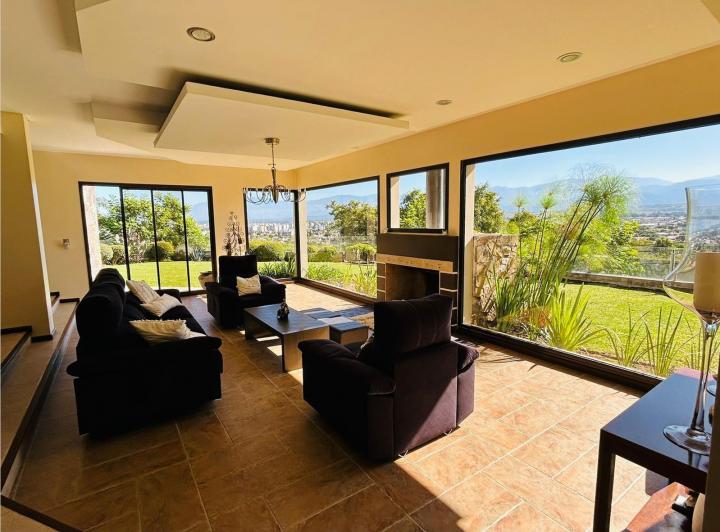 Casa · 790m² · 6 Ambientes