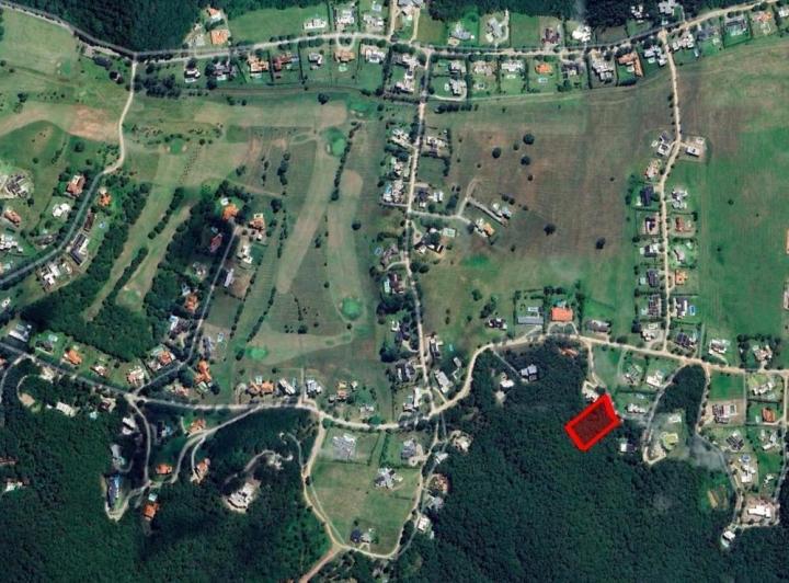 Terreno · 3976m²