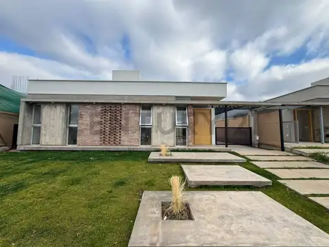 Casa en Venta en Luján de Cuyo, Mendoza